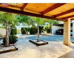 ESTUPENDO CHALET A LA VENTA MÁS NAVE INDUSTRIAL