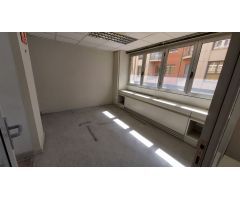 Local Comercial en Venta en Las Espineras del León, León