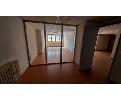 Local Comercial en Venta en Las Espineras del León, León