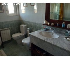 Chalet Independiente en Venta en Sariegos, León