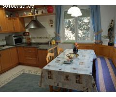 Chalet Independiente en Venta en Sariegos, León