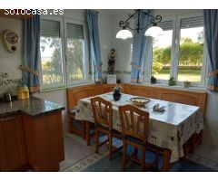 Chalet Independiente en Venta en Sariegos, León