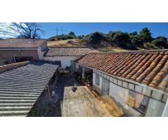Casa de Pueblo en Venta en Llamas de la Ribera, León