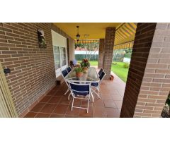 Chalet Independiente en Venta en Mansilla de las Mulas, León