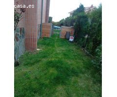 Chalet en Venta en Sariegos, León