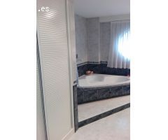 Chalet Independiente en Venta en Valdefresno, León