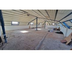 Nave Industrial en Venta en Onzonilla, León
