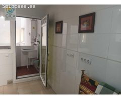 Exquisito Piso en Algeciras, Zona San Bernabé - Lujo y Comodidad