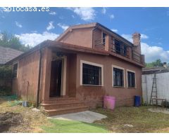 Casa con terreno en Venta en Casas del Castañar, Cáceres