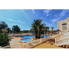 Duplex con Piscina en Guardamar