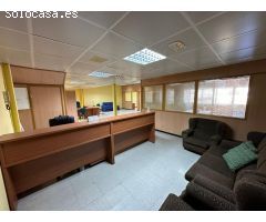 LOCAL CON OFICINAS EN ALQUILER