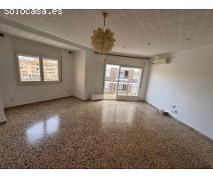 PISO EN VENTA EN PINEDA DE MAR
