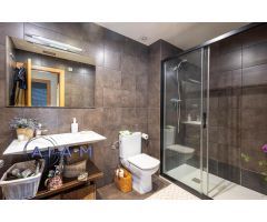 PISO EN VENTA CON 2 HABITACIONES