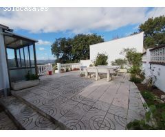 GRAN CASA A CUATRO VIENTOS A LA ENTRADA DE MAS CARBO