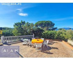 Casa de 1 sola planta en gran parcela