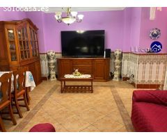 Casa de Pueblo en Venta en Benaguasil, Valencia