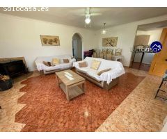 Chalet en Venta en Vilamarxant, Valencia