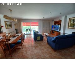 Casa de grandes dimensiones en venta en Pineda de Mar