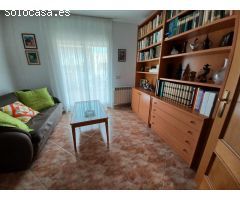 Casa de grandes dimensiones en venta en Pineda de Mar