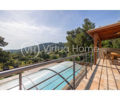 ESPECTACULAR CASA CON PISCINA PRIVADA EN PALAFOLLS