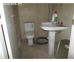 Local comercial seminuevo en el centro de Calella de 176 m2 muy bien situado