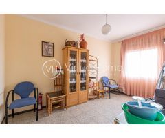 Piso de 4 habitaciones con vistas despejadas y sol