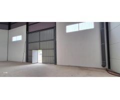 Nave NUEVA A ESTRENAR en alquiler en Alcasser