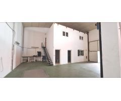 ALQUILAMOS NAVE CON CÁMARA FRIGORÍFICA EN EL OLIVERAL RIBA ROJA