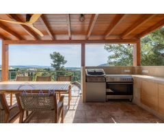 ESPECTACULAR CASA CON PISCINA PRIVADA EN PALAFOLLS