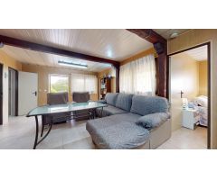¿Te gustan las parcelas? ¡Deja que esta casa te sorprenda con todo lo que tiene para ofrecerte!