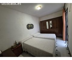 Magnifica vivienda en Zona Judería para poner a su gusto. Cochera opcional !!!