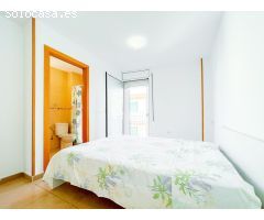 ### **Inversión Única en Torredembarra: Edificio con Local Comercial y Dúplex**##