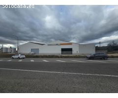¡Gran oportunidad! Nave industrial en alquiler en Reus