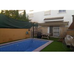ADOSADO CON PISCINA PRIVADA EN REUS