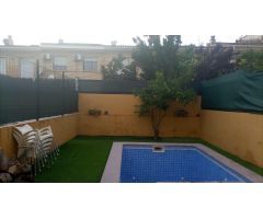ADOSADO CON PISCINA PRIVADA EN REUS