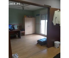 ADOSADO CON PISCINA PRIVADA EN REUS