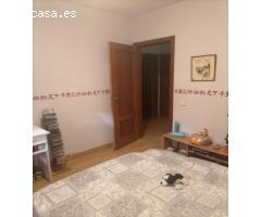 ADOSADO CON PISCINA PRIVADA EN REUS