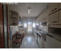 AOC VENDE CASA INDEPENDIENTE 4 HAB, 3 BAÑOS, PISCINA Y GARAJE