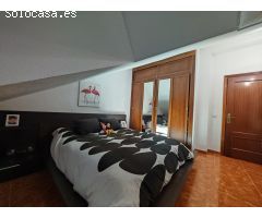AOC VENDE ÁTICO 2 HAB, 1 BAÑO CON BAÑERA HIDROMASAJE Y COCINA INDEPENDIENTE