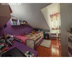 AOC VENDE ÁTICO 2 HAB, 1 BAÑO CON BAÑERA HIDROMASAJE Y COCINA INDEPENDIENTE