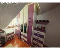 AOC VENDE ÁTICO 2 HAB, 1 BAÑO CON BAÑERA HIDROMASAJE Y COCINA INDEPENDIENTE