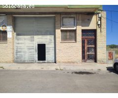 LOCAL MAS PARCELA  EN VENTA