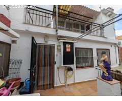 CASA DE PUEBLO EN EL CENTRO DE EL VENDRELL  !!!!!!!