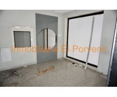 Local comercial en Alquiler en Los Torrentes, Valencia