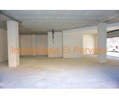 Local comercial en Alquiler en Los Torrentes, Valencia