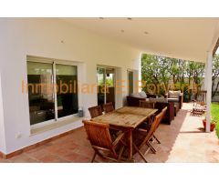 Chalet en Alquiler en Los Torrentes, Valencia