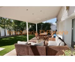 Chalet en Alquiler en Los Torrentes, Valencia