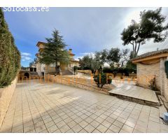 Chalet en Venta en Los Torrentes, Valencia