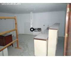 INMOBILIARIA TEJARES VENDE EXCELENTE LOCAL COMERCIA- ZONA CENTRO
