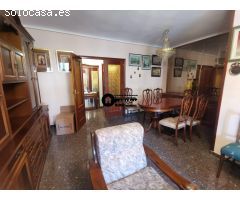 INMOBILIARIA TEJARES VENDE ESTUPENDO PISO FRENTE AL PARQUE ABELARDO SANCHEZ.